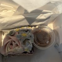 The cake was beautiful and delicious. There was also a lunch menu.   at at ease - ヴィーガンレストラン in Sapporo