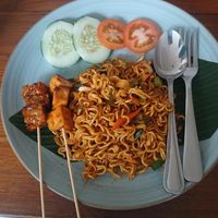 Mi goreng at Xanadu Surf & Yoga in 