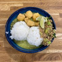 Thai green curry 🤩 🌱   at Chaya Canteen in Bristol