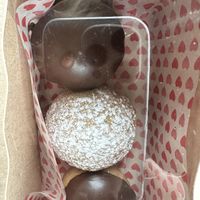 Vegan 🌱 donuts   at HoochMKE in Milwaukee