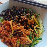 M1 Yu-Xiang ricebowl at Susu Vegan Food in Berlin