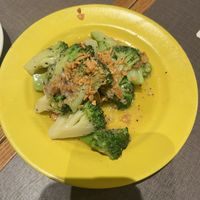 garlic broccolii  at Golden Tiger Udagawacho in Tokyo
