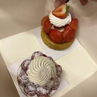 Tartelettes sablée fraises et framboises 🌱   at Graines de Pain by Eric Gourdin in Peruwelz