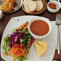Breakfast at Ayrışım Kitabevi Kafe in Istanbul