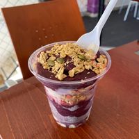 Açaí 300ml - (granola, banana e creme cupuaçu) - 6,90€ at Açaí da Rose in Torres Novas