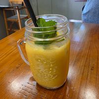 Mango Lassi mit veganem Joghurt at Biang Biang Noodles in Hamburg