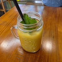 Mango Lassi mit veganem Joghurt at Biang Biang Noodles in Hamburg