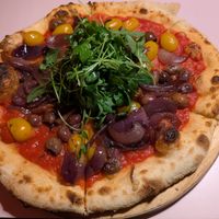 Vegano pizza at Mercato Italiano in Bridport