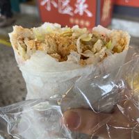 Crispy ribs popiah at Pan's Popiah - 禾溢承精緻潤餅 in Taipei