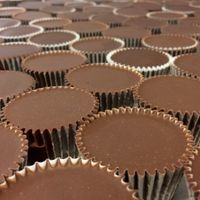 vegan & gf sunbutter cups  at Dee's One Smart Cookie in Glastonbury