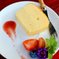 Butter cake at Matty's Cafe in Samut Prakan