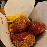 Veggie box with chips at Stacja Smaku in Bardo