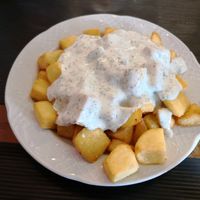 Patatas alioli at Rekalde Taberna in San Sebastian
