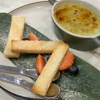 Pandan creme brulee at Sin Wu Vegetarian - 星嫵蔬 in Taipei