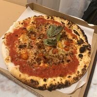 Vegan pertutti   at Pizzería Grosso Napoletano Senza Glutine  in Sevilla