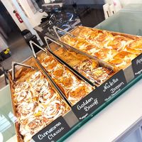 Cinnamon rolls at Cinnaroma Bakery in Loule