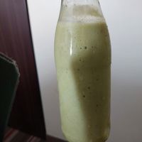 Cold smooth smoothie at House of Greens in Berlin