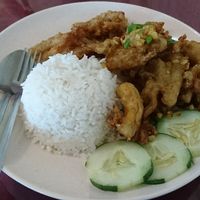 Deep Fried Oyster Mushrooms Rice at You Yuen Vegetarian in Kota Kinabalu