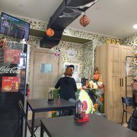 Small sitting area and counter to order at Avocado in Pozzuoli