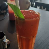 Mango Strawberry Smoothie at Mamalicious in Hamburg