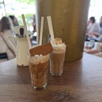   at Mamalicious in Hamburg