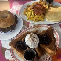 Bagel, Full Candian Breakfast und French Toast  at Mamalicious in Hamburg