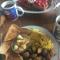 The tofu scramble and french toast, plus unlimited coffee! at Mamalicious in Hamburg
