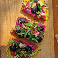 Beetroot bread at DONNA in Ahangama