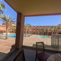 Sitting by the pool at La Pergola - Hôtel Oasis Palm in Guelmim