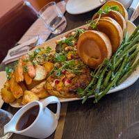 Bottomless roast at Pivot Bar & Bistro in London