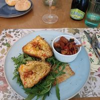 Arancino e della caponata at Vegetal Food by Grace in Antwerpen