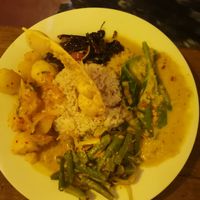 Potato, aubergine, green beans and lentil dahl with rice & poppadom at House of Kitchen in Ella