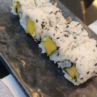 Uramaki mango e avocado at Sushi One in Verzuolo