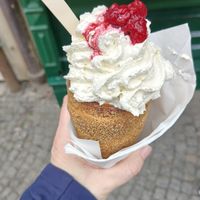 Eine der drei veganen Optionen at Cafe u Kajetána in Prague