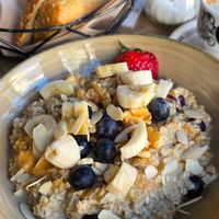 Jill's Porridge at Coffee Brew Düsseldorf CAFÉ & BAR in Dusseldorf