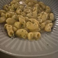 Mac and cheese at Pause Cafe in Mumbai