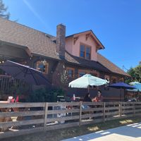 Exterior seating at Dusty's Hideaway in Tacoma