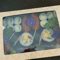 Vegane Sushi und vegetarische Momos at BBQ SUSHI MOMO in Gossau