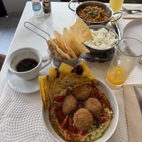 Hummus and falafel + chickpea curry  at Mesa Cultural in Vila Baleira