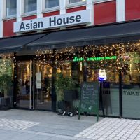Entrancee  at Asian House in Tromsoe