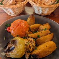 Gefülltes Gemüse mit Kartoffeln at Taverna Athos in Leinfelden-echterdingen