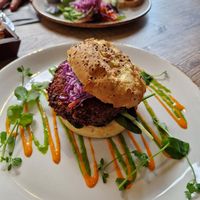 De vegan Kimchi burger en vegan kroketten at Brownies & downieS in Nieuwegein