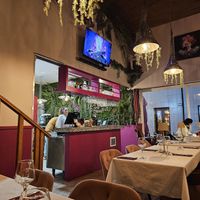 The bar. at Flower Garden in Aveiro