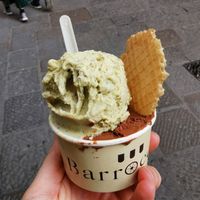 Dark chocolate and salted pistacchio at Barroccino - Via Del Corso in Florence