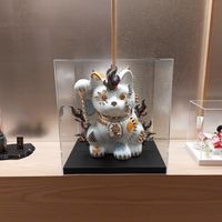 Weird Maneki-neko at Kyōto Hyōto Kyōto Ekimae Honten in Kyoto