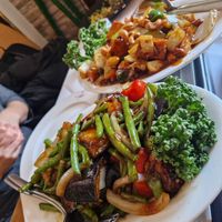 on the menu it is indicated as 'vegetarian', but most of it is vegan at China-Restaurant Hey Cheuk Lau in Berlin