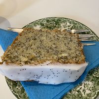 Lemon & Poppy Seed Cake  at KLUTS in Utrecht