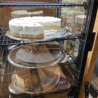 Tuesday 8 July pies: the raffaëlo pie (with coconut and almond) is new and decent at KLUTS in Utrecht