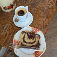 Americano and marble cake at KLUTS in Utrecht