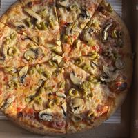 Mushrooms and Green Olives on a pizza with dairy free Cheeze   at Pizza Pizza in Mississauga